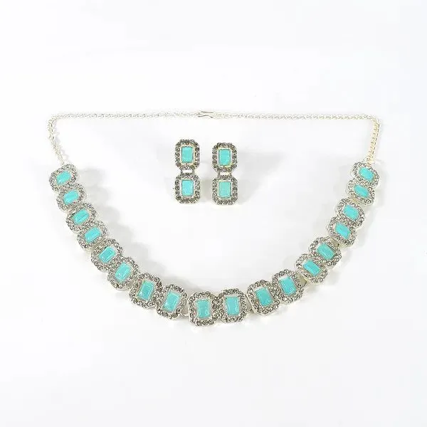 American_Diamond_Studded_Jewellery_Necklace_Set_–_Feminine_Sparkling_Jewelry_For_Women