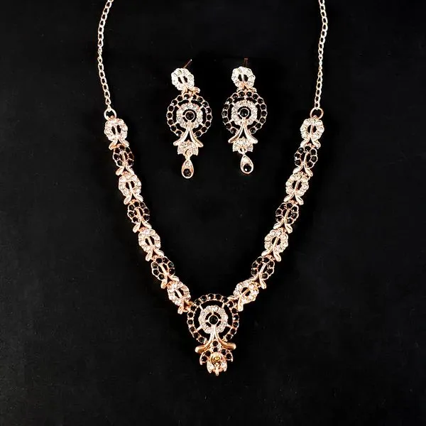 Timeless_Necklace_Earring_Set_–_Elegant_Pearl_Jewelry_For_Women,_Perfect_Gift_For_Special_Occasions