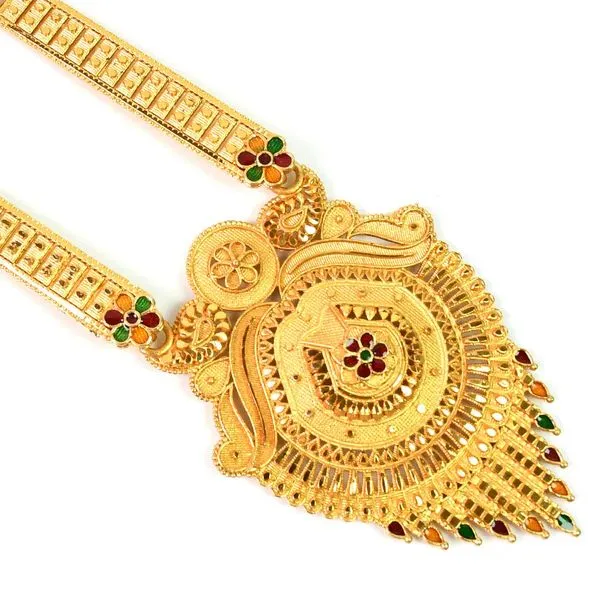 Elegant_Gold-Plated_Pendant_Necklace_–_A_Statement_Of_Sophistication_For_Women,_Perfect_For_Formal_Events