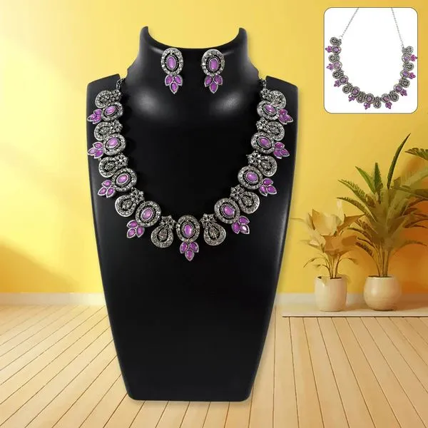 Elegant_Purple_Diamond_Necklace_Set_–_Stylish_Jewelry_For_Women