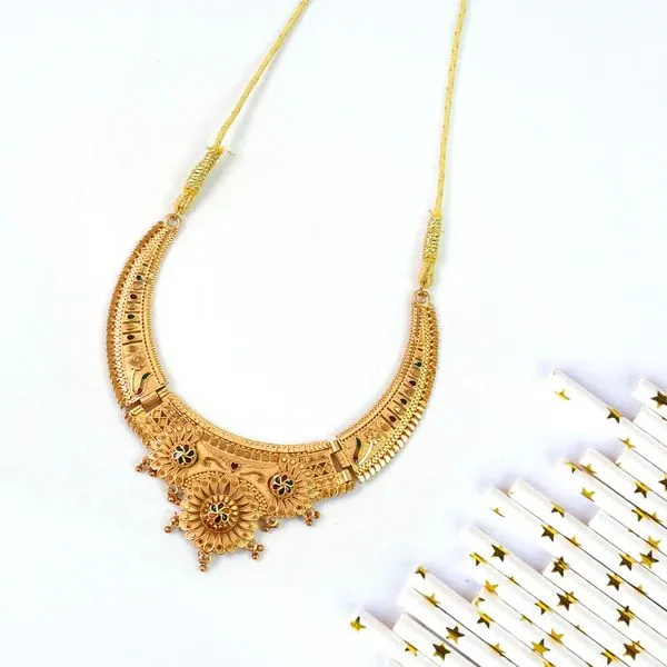 Luxurious_Gold_Plated_Necklace_Set_For_Women_–_Shine_With_Elegance_|_Ideal_For_Parties,_Weddings,_Traditional_Occasions