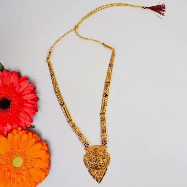 Classic_Ruby_Necklace_–_A_Symbol_Of_Grace_Beauty_For_Women,_Perfect_Gift_For_Special_Occasions