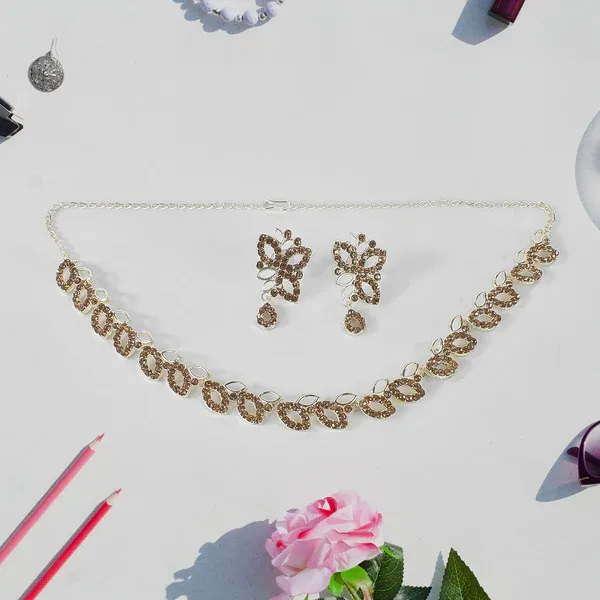 American_Diamond_Studded_Floral_Shaped_Necklace_With_Earrings_–_Sparkling_Jewelry_Set_For_Women
