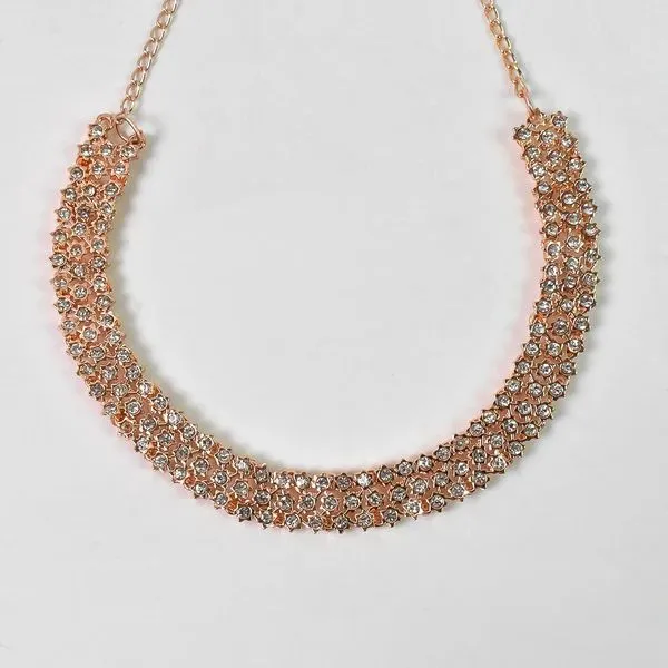Timeless_Pearl_Necklace_Collection_–_Elegant_Jewelry_Sets_For_Women,_Perfect_For_Every_Occasion