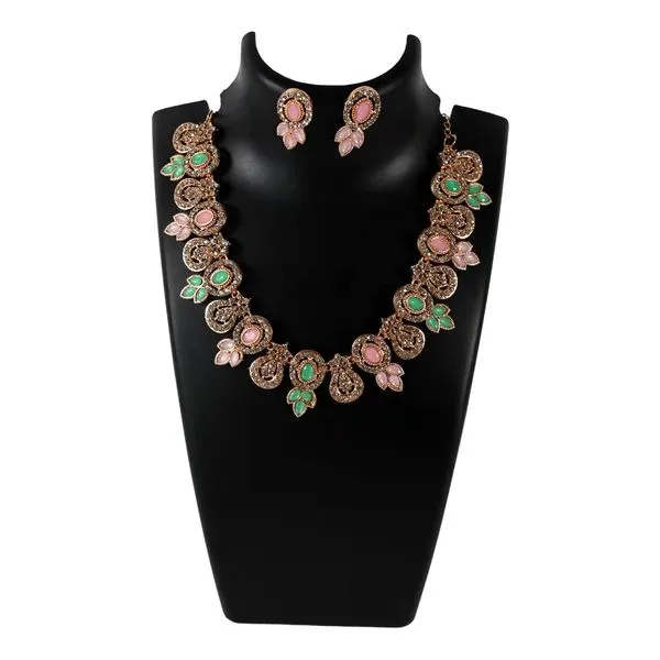 Elegant_Diamond_Necklace_Set_–_Stylish_Ful_Jewelry_For_Women