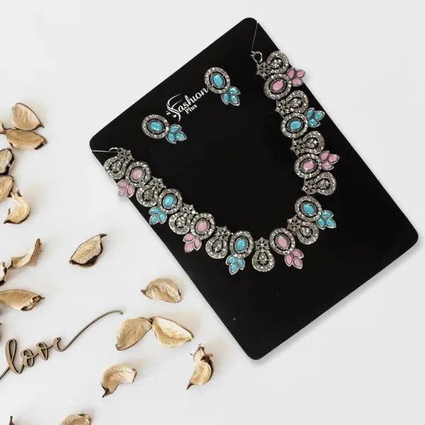 Necklace_Set_–_Stylish_Feminine_Jewelry_For_Women
