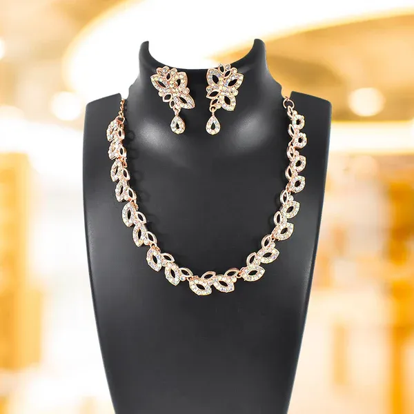 American_Diamond_Studded_Floral_Shaped_Necklace_With_Earrings_–_Sparkling_Jewelry_Set_For_Women