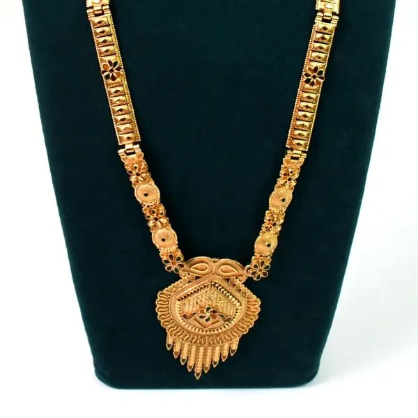 Elegant_Pearl_Necklace_–_Timeless_Beauty_For_Every_Occasion,_Classic_Jewelry_For_Women