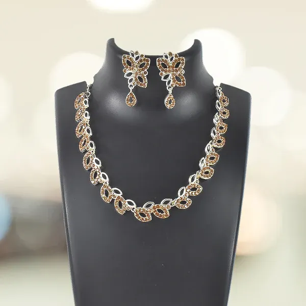 American_Diamond_Studded_Floral_Shaped_Necklace_With_Earrings_–_Sparkling_Jewelry_Set_For_Women