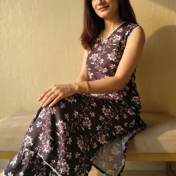 Black_And_Brown_Premium_Cotton_Blend_Floral_Printed_Kurta_With_Pant_Set_For_Women