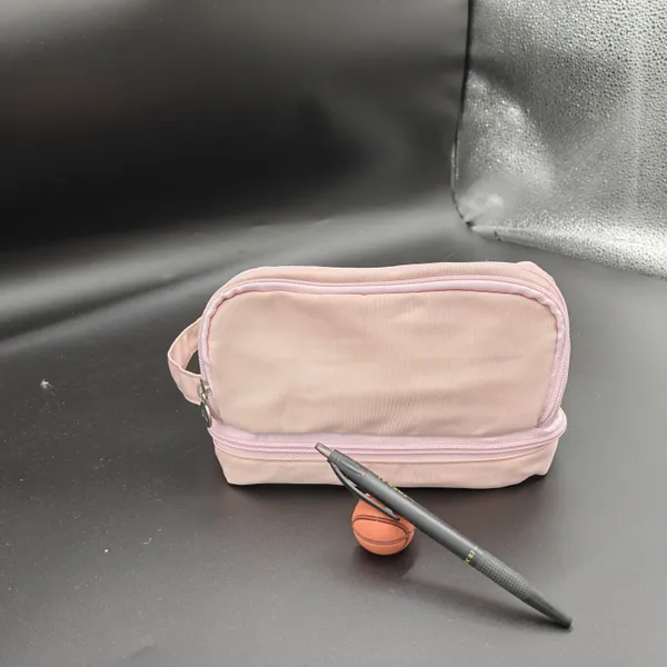 Pink_Polyester_Portable_Travel_Cosmetic_Bag_With_Handle