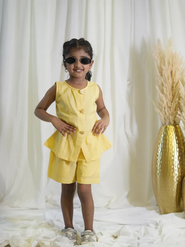 Yellow_Button_Coord_Set_For_Girl_Kids
