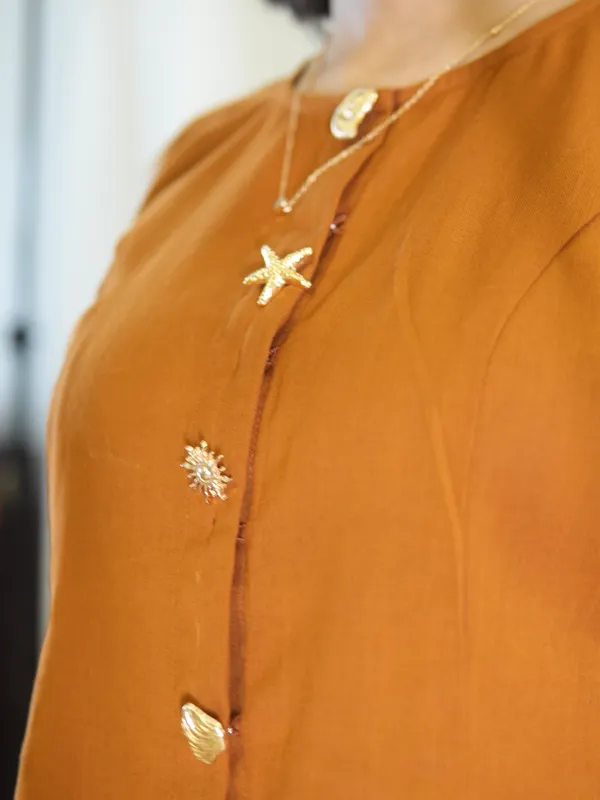 Brown_Front_Button_Top_Adult
