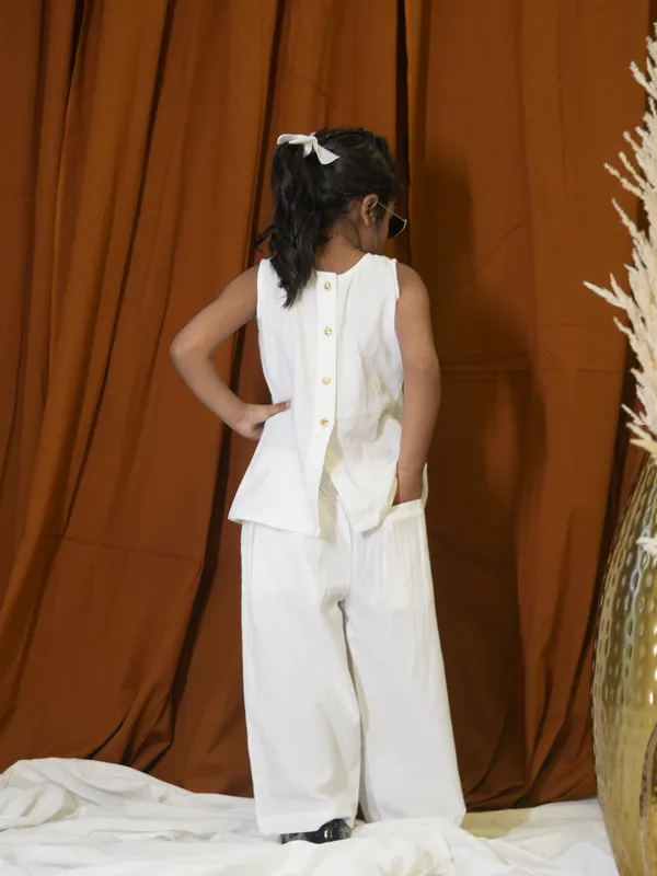 White_Back_Button_Coord_Set_For_Girl_Kids