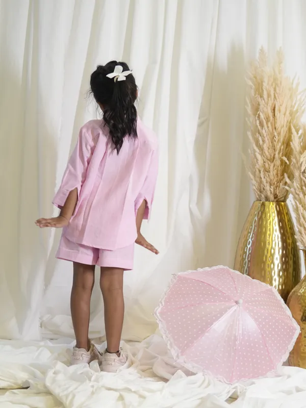 Pink_Linen_Cotton_Shorts_For_Girl_Kids