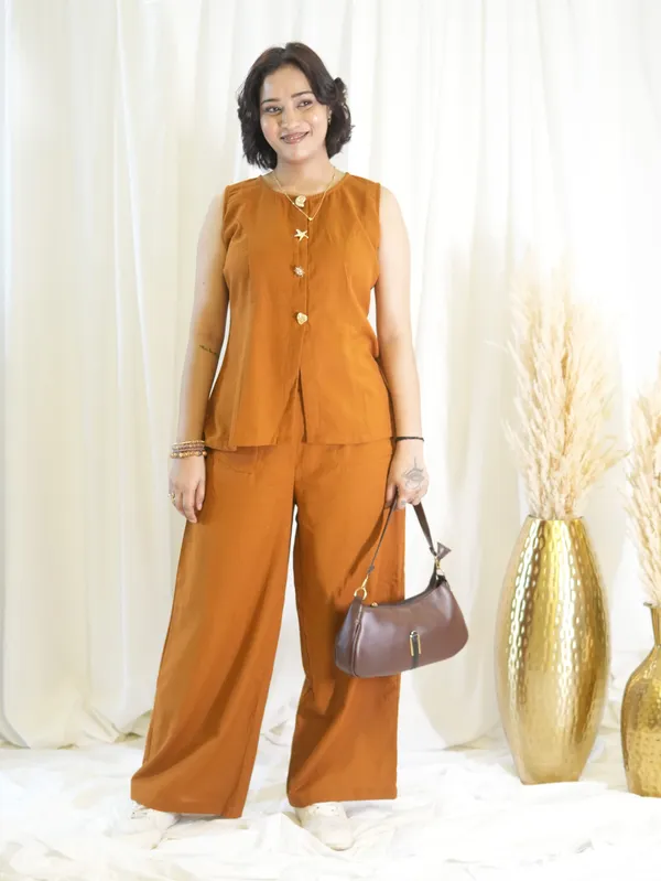 Brown_Front_Button_Top_Adult