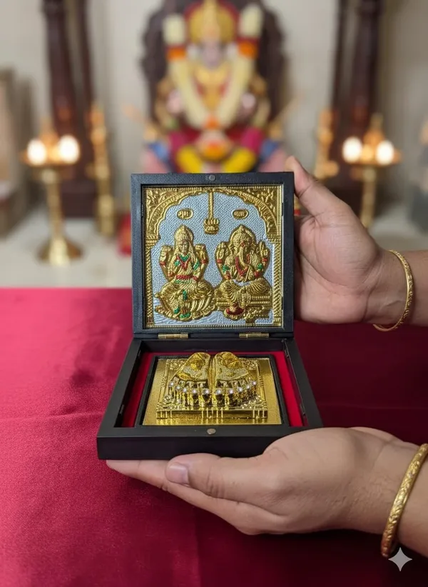 Brass_Traditional_Ganesha_And_Lakshmi_Idol