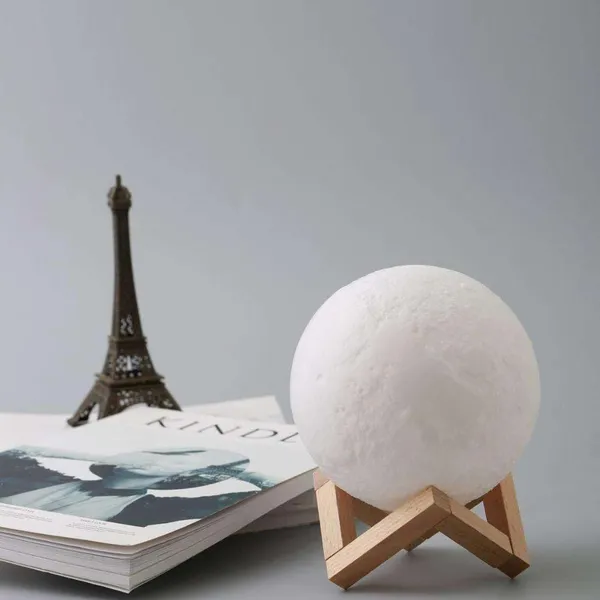 Wooden_3D_Moon_Lamp_With_Stand_16_Colour_Touch_Control