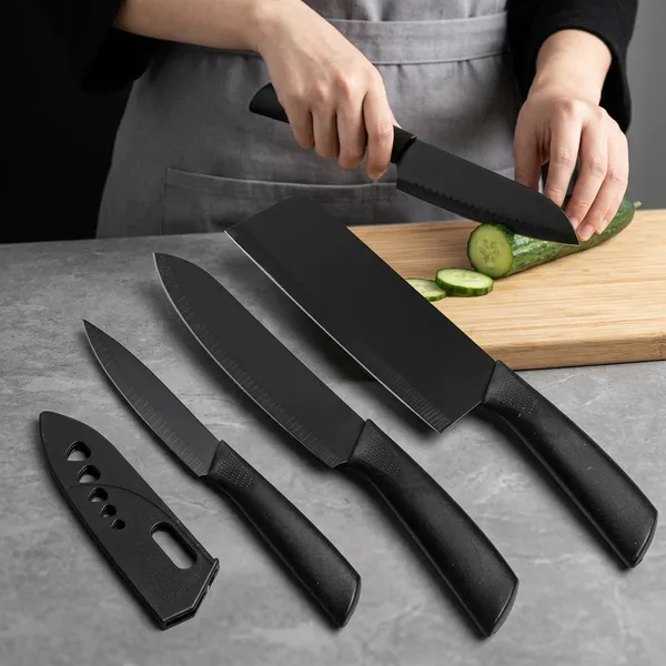 Stainless_Steel_Kitchen_Knife_Set_With_Blade_Covers