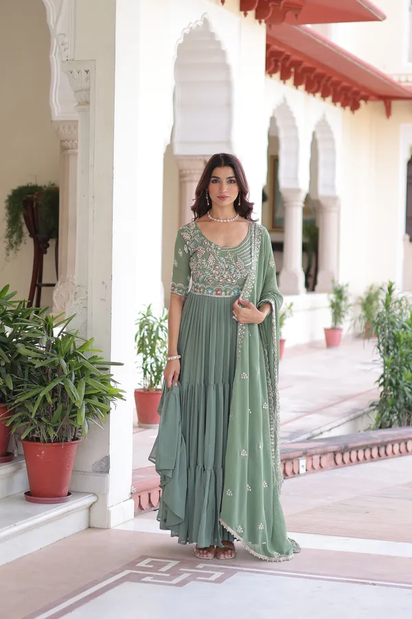 Pista_Cotton_Gown_For_Women
