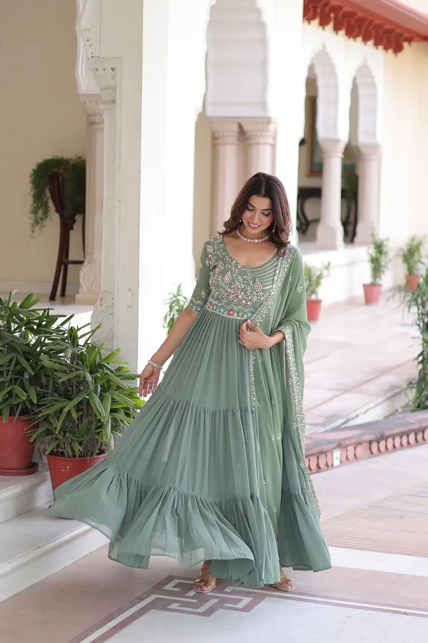 Pista_Cotton_Gown_For_Women