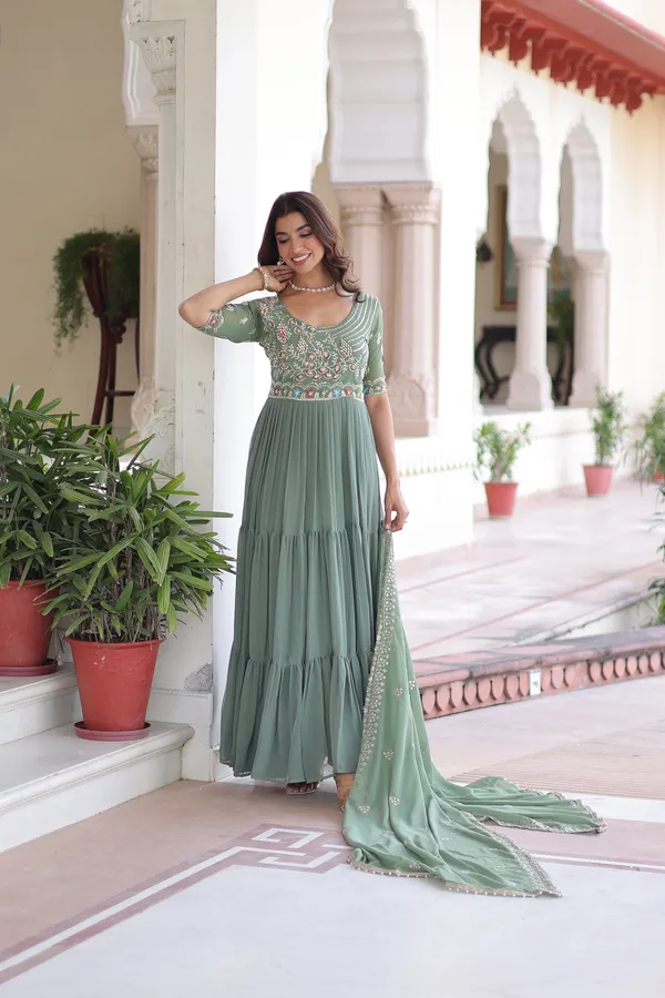 Pista_Cotton_Gown_For_Women