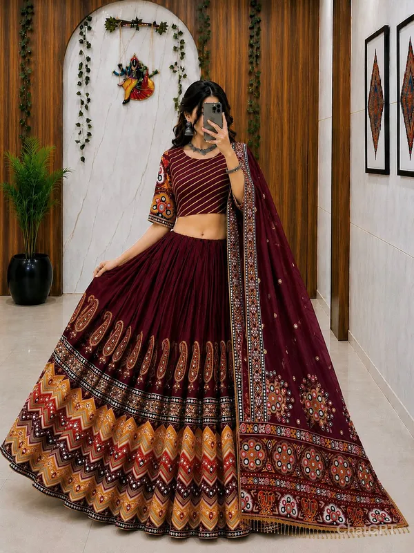 Traditional_Gujarati_Printed_Chaniya_Choli_for_Navratri_|_Festive_Lehenga_Choli_for_Women.