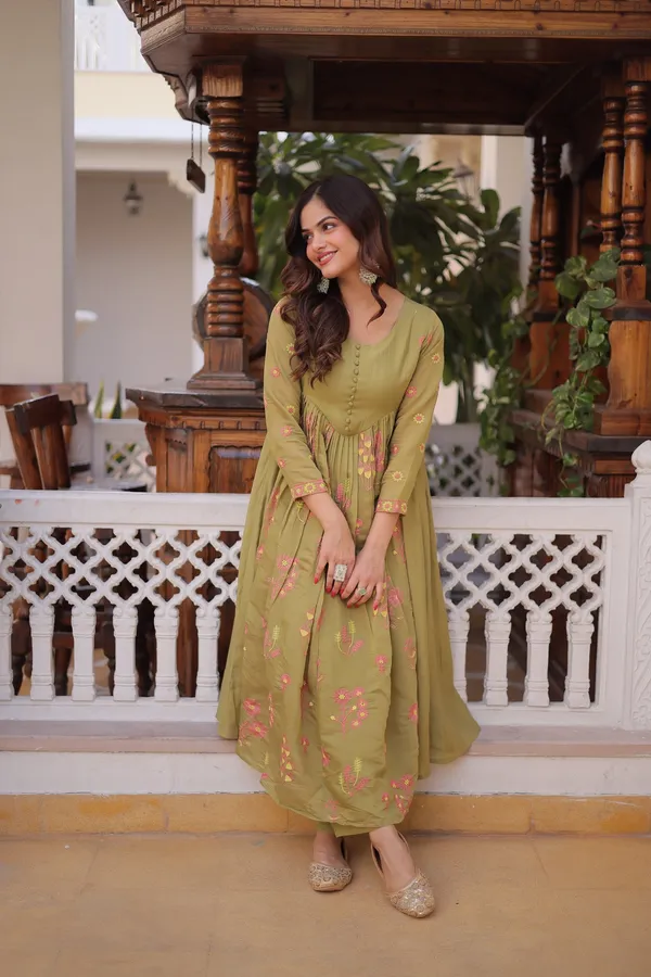 Women's_Designer_Mal_Chanderi_Kurti_Pant_Set_|_Elegant_Floral_Embroidered_Anarkali_Kurta_|_Roman_Silk_Pant_|_Comfortable_Ethnic_Wear_for_Festivals,_Functions,_Parties_&_Celebrations._(Pista_Green)