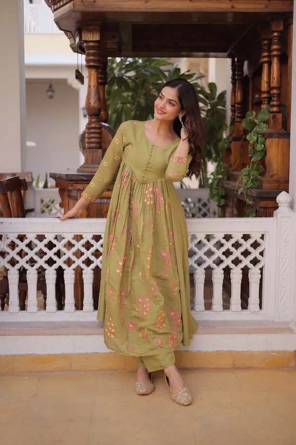 Women's_Designer_Mal_Chanderi_Kurti_Pant_Set_|_Elegant_Floral_Embroidered_Anarkali_Kurta_|_Roman_Silk_Pant_|_Comfortable_Ethnic_Wear_for_Festivals,_Functions,_Parties_&_Celebrations._(Pista_Green)