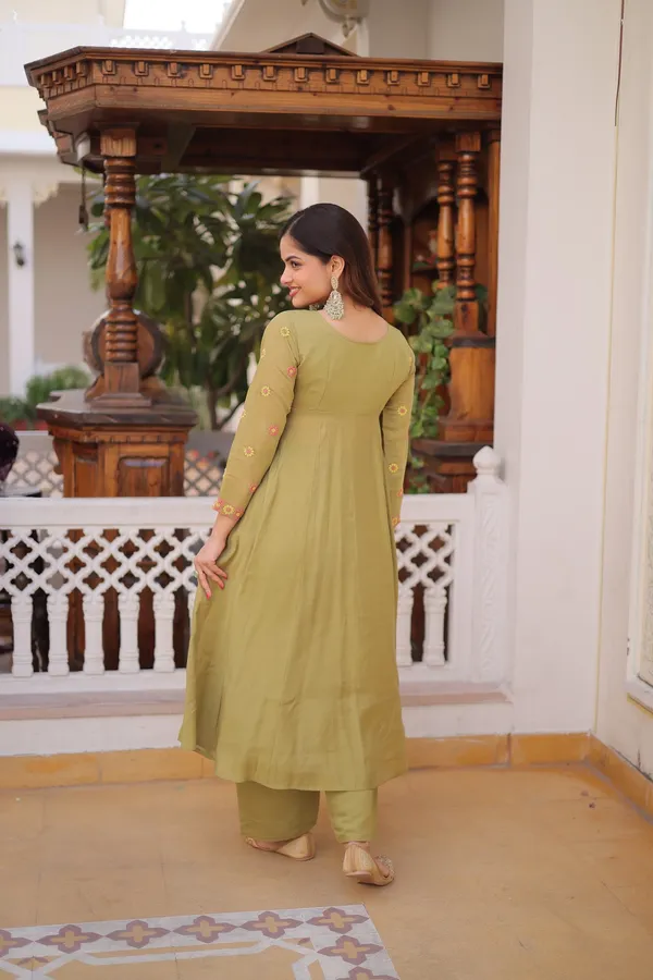 Women's_Designer_Mal_Chanderi_Kurti_Pant_Set_|_Elegant_Floral_Embroidered_Anarkali_Kurta_|_Roman_Silk_Pant_|_Comfortable_Ethnic_Wear_for_Festivals,_Functions,_Parties_&_Celebrations._(Pista_Green)