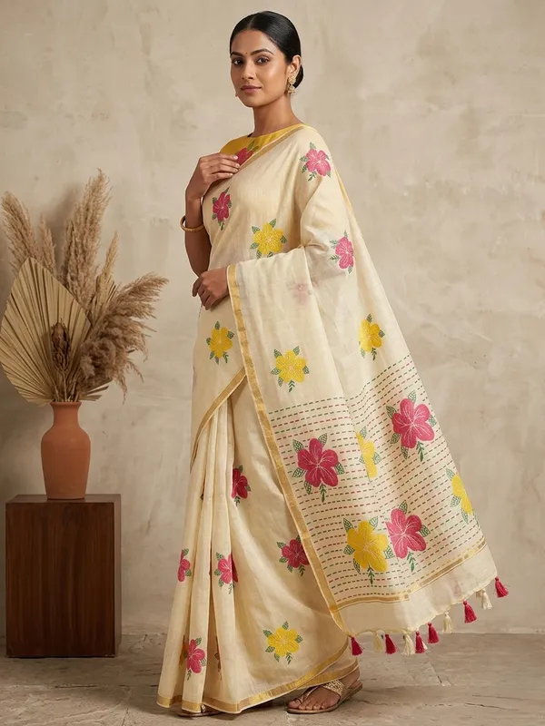 Beige_Pure_Linen_Premium_And_Elegant_Saree_For_Women