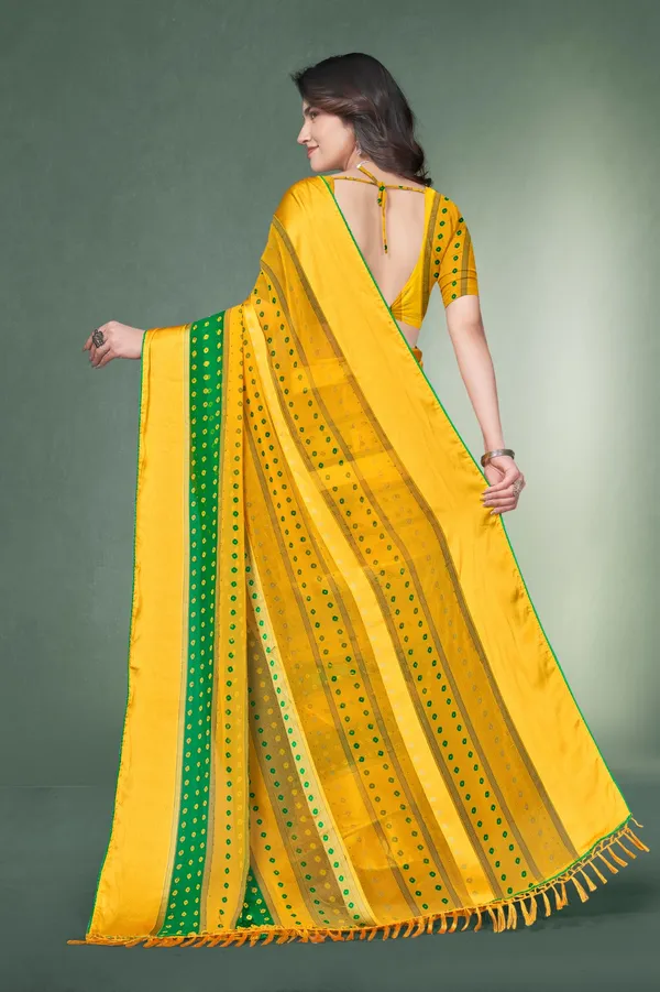 Yellow_And_Green_Bandhani_Print_Saree_With_Mirror_Work