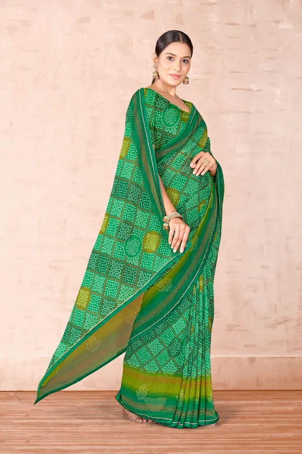 Green_Bandhani_Print_Saree_With_Golden_Accents