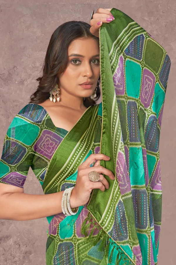 Green_Geometric_Print_Saree_With_Blouse