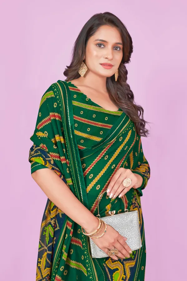Green_Bandhani_Print_Saree_With_Contrast_Border