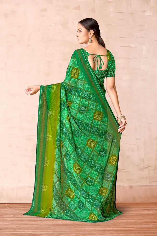 Green_Bandhani_Print_Saree_With_Golden_Accents