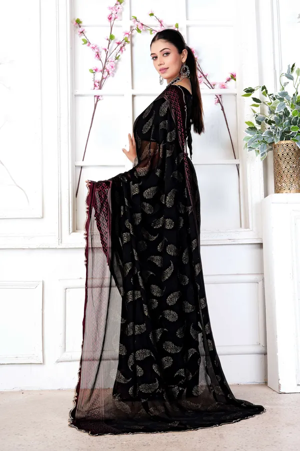 Midnight_Black_&_Wine_Zari_Border_Saree