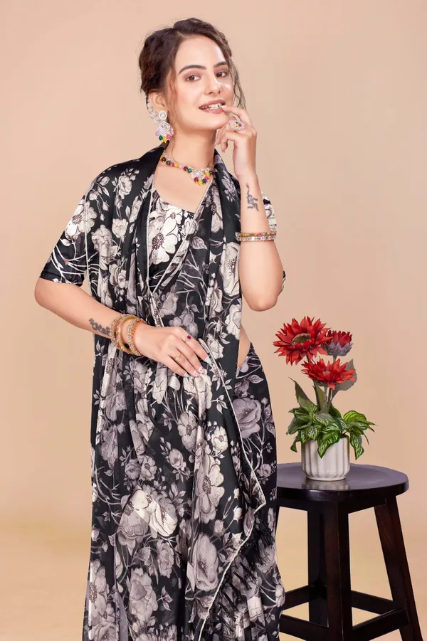 Black_And_White_Floral_Print_Saree_With_Tasseled_Border