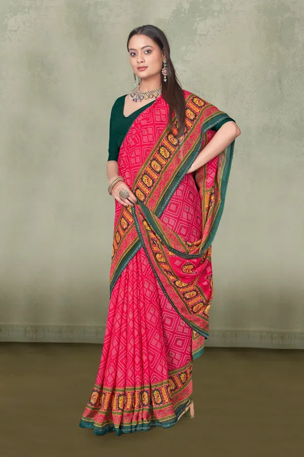 Traditional_Pink_Bandhani_Print_Saree_With_Green_Border