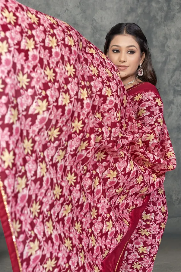 Pink_Floral_Print_Georgette_Saree_With_Maroon_Border