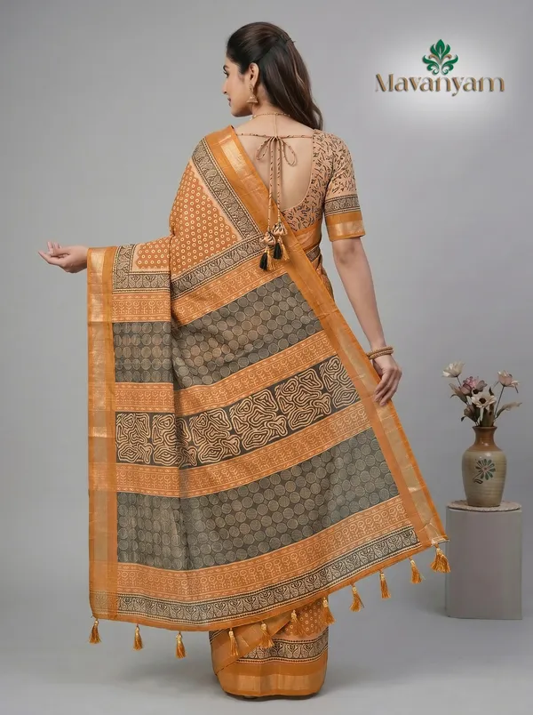 Cotton_Linen_Saree_For_Women