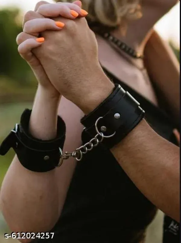 Premium_Handcuff_2Pcs_Couple_Fantasy_Kit_Leather_Handcuffs_Blindfold_Set_Pack_Of_2