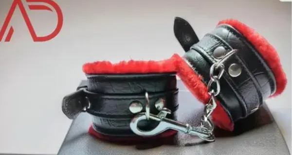 Stylish_Faux_Leather_Handcuff_Set_With_Soft_Fur_Lining_Metal_Chain_Adjustable_Wrist_Band_Black_Red_Pack_Of_2