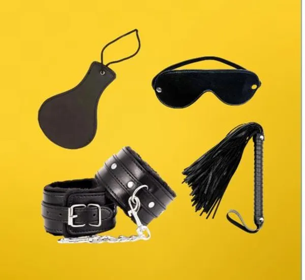 Romantic_Honeymoon_Toy_Kit_Handcuffs_Eye_Mask_Whip_Paddle_Couple_Play_Set_Pack_Of_4