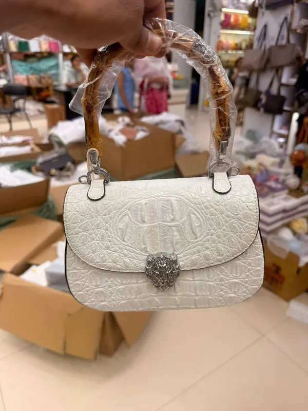 White_Textured_Jeweled_Clasp_Handbag