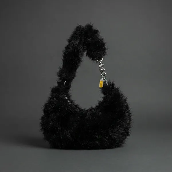 Cream_Faux_Fur_Keychain