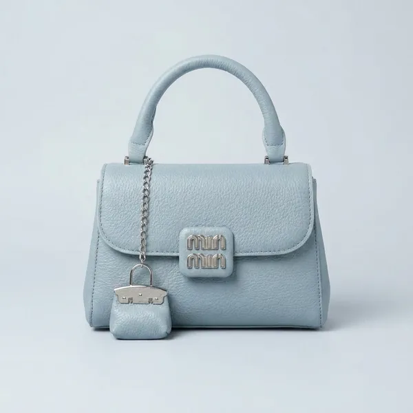 Grey_Textured_Handbag_With_Mini_Charm