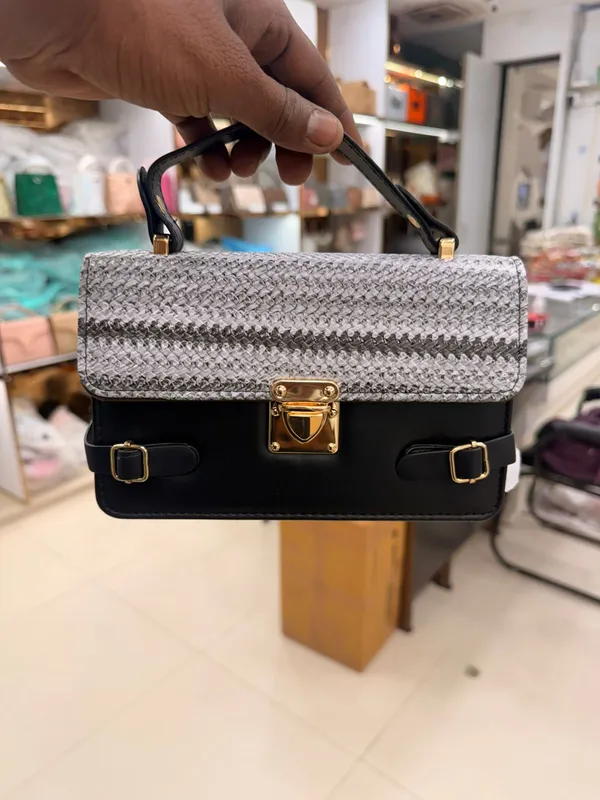 Two-Tone_Woven_Gold_Hardware_Handbag