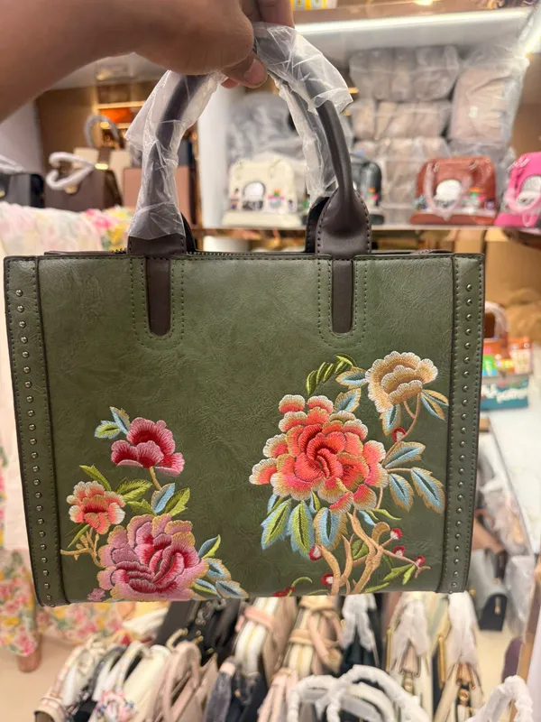 Olive_Floral_Embroidered_Studded_Handbag