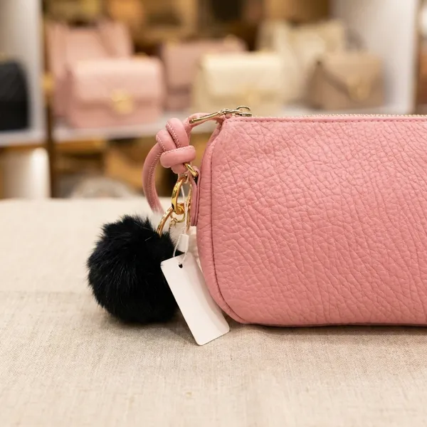 Pink_Textured_Crossbody_Bag_With_Adjustable_Strap